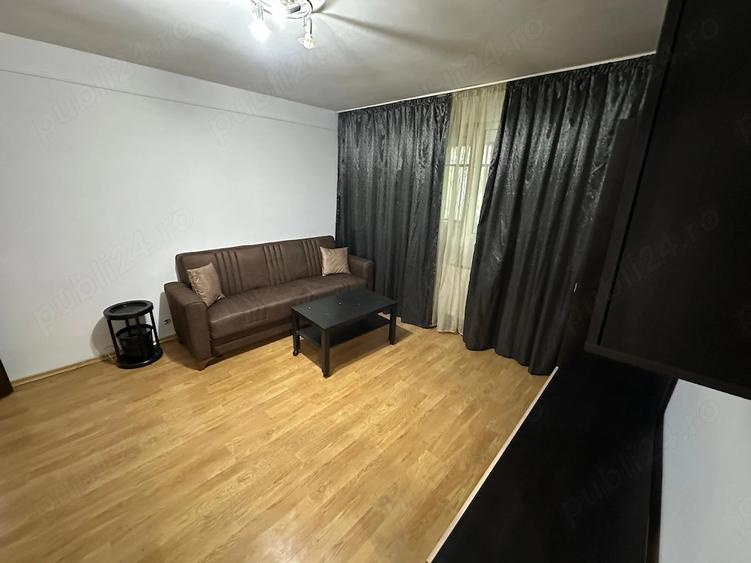 Apartament cu 2 camere semidecomandat în Progresul