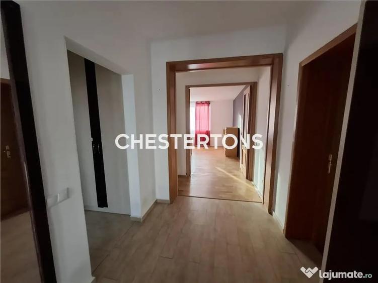 Casă cu 5 camere cu Teren 521 Mp în Corbeanca