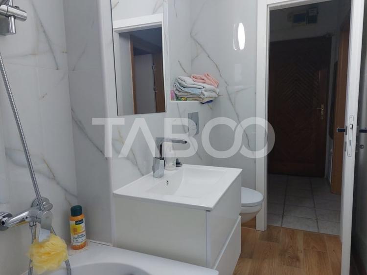 Apartament cu 2 camere nedecomandat, mobilat în Cisnădie