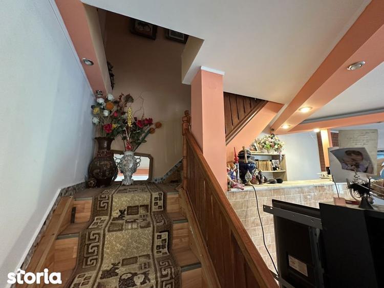 Casă cu 6 camere cu Teren 350 Mp în Ighiu