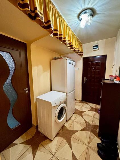 Apartament cu 2 camere nedecomandat în Malu Roșu