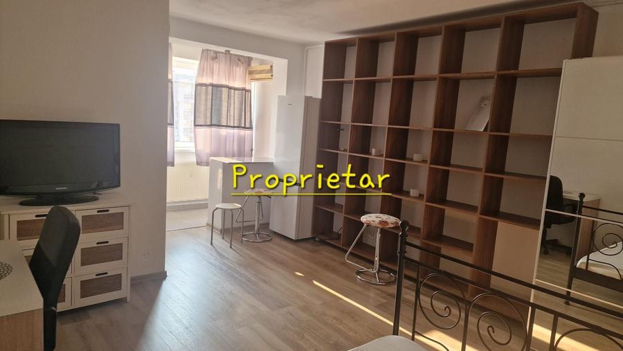 Garsonieră semidecomandată în Titan