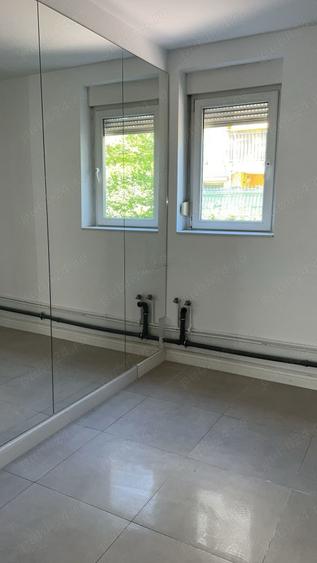 Spațiu comercial, de 250 mp, în Central