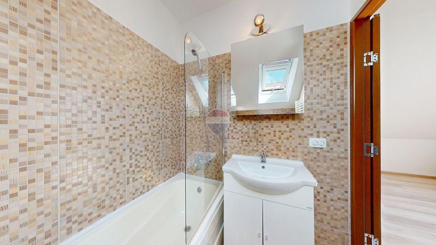 Apartament cu 2 camere decomandat în Brașovul Vechi
