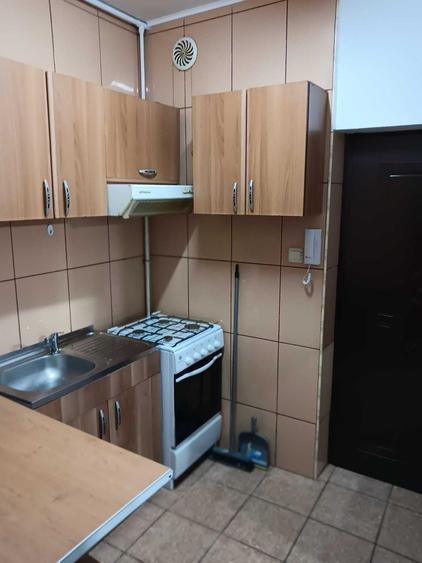 Garsonieră semidecomandată în 7 Noiembrie
