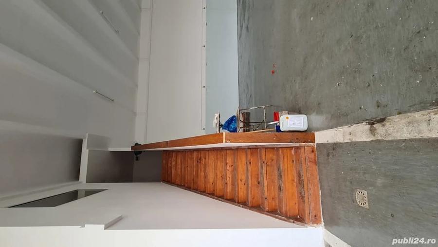 Spațiu comercial, de 300 mp, în Central