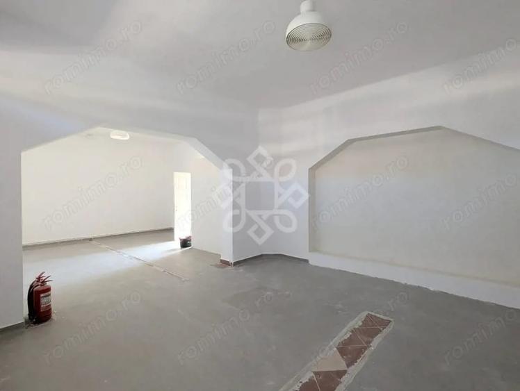 Casă cu 2 camere cu Teren 306 Mp în Central