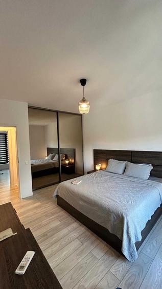 Casă cu 4 camere cu Teren 100 Mp în Central