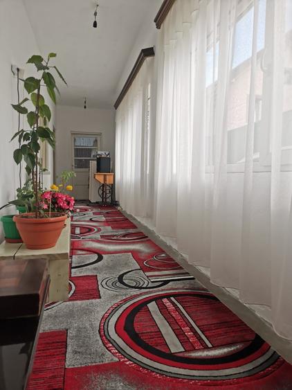 Casă cu 4 camere cu Teren 1400 Mp în Caracal