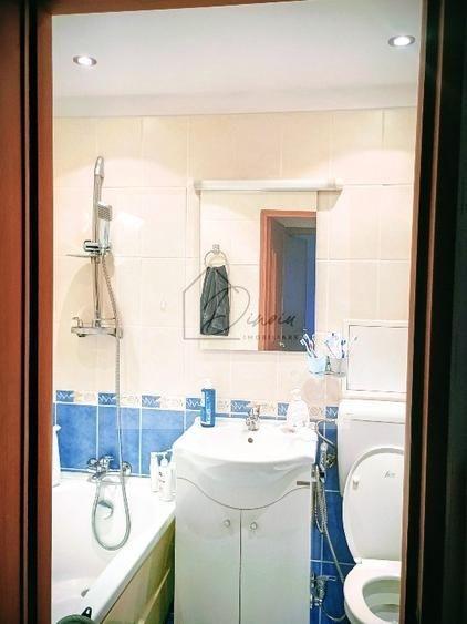Apartament cu 3 camere decomandat, mobilat în Berceni