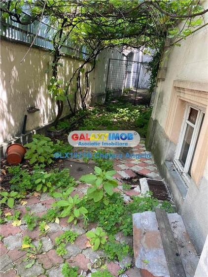 Casă cu 6 camere cu Teren 222 Mp în Unirii