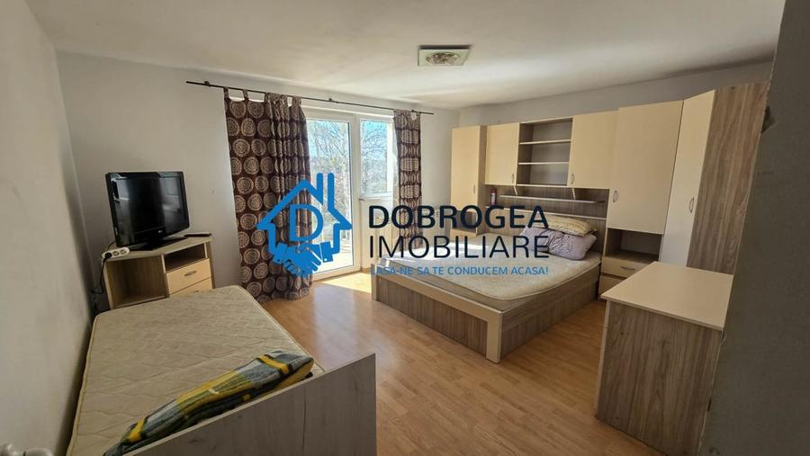 Casă individuală cu 3 camere cu Teren 400 Mp în Central