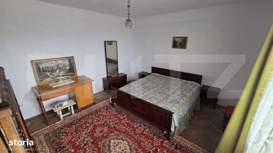 Casă cu 4 camere cu Teren 1500 Mp în Central