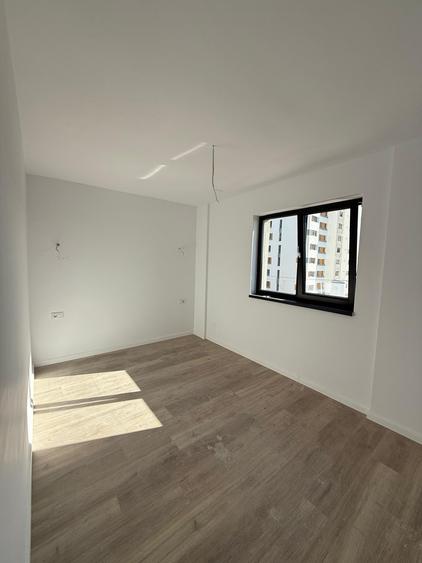 Apartament cu 2 camere semidecomandat în Militari