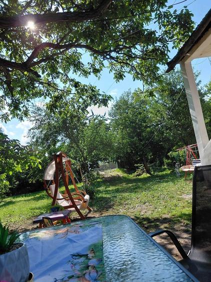 Casă cu 3 camere cu Teren 2500 Mp în Central