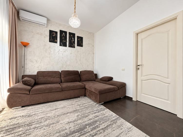 Casă P+1 aproape de plajă | Mamaia Nord | 4 camere - 3 băi - 4
