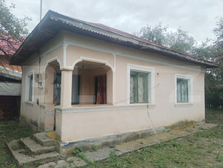 Casă individuală cu 2 camere cu Teren 2000 Mp în Găești