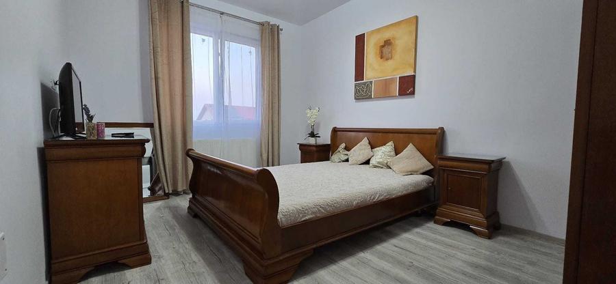 Apartament cu 2 camere decomandat în Dobroești
