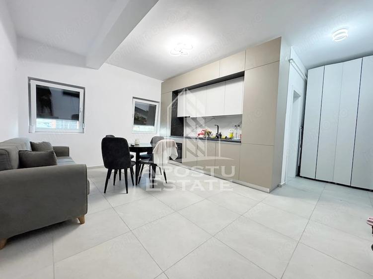 Apartament cu 2 camere semidecomandat în Giroc