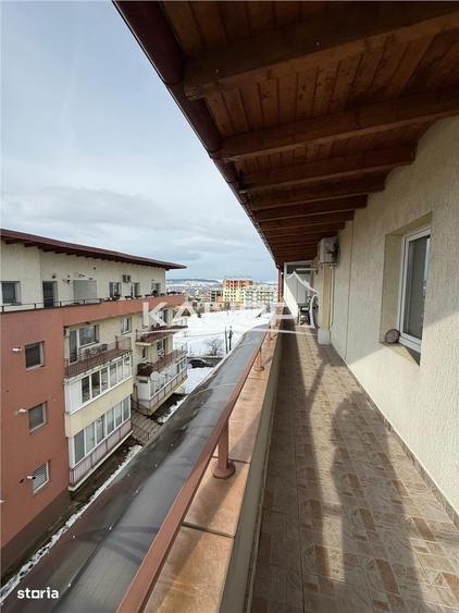 Apartament cu 3 camere decomandat, mobilat în Europa
