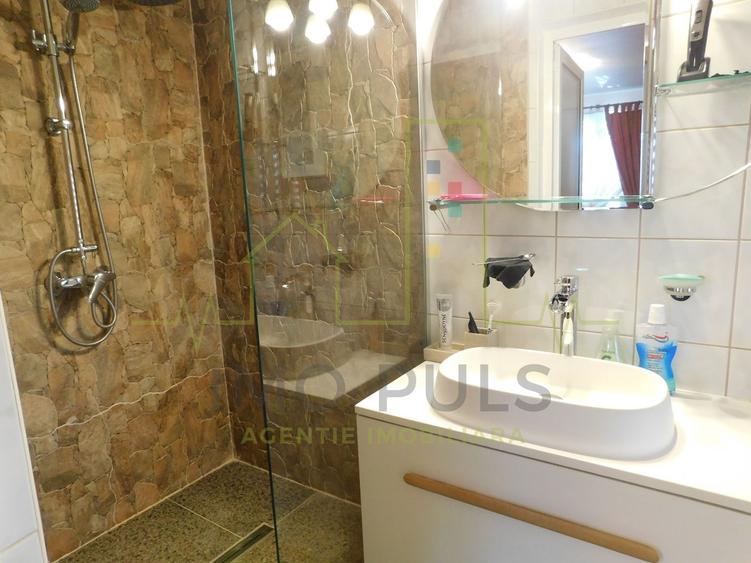 Casă individuală cu 4 camere cu Piscina în Braytim