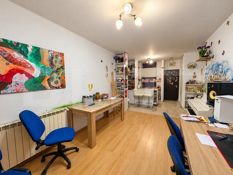 Apartament cu 2 camere semidecomandat, mobilat în Tătărași
