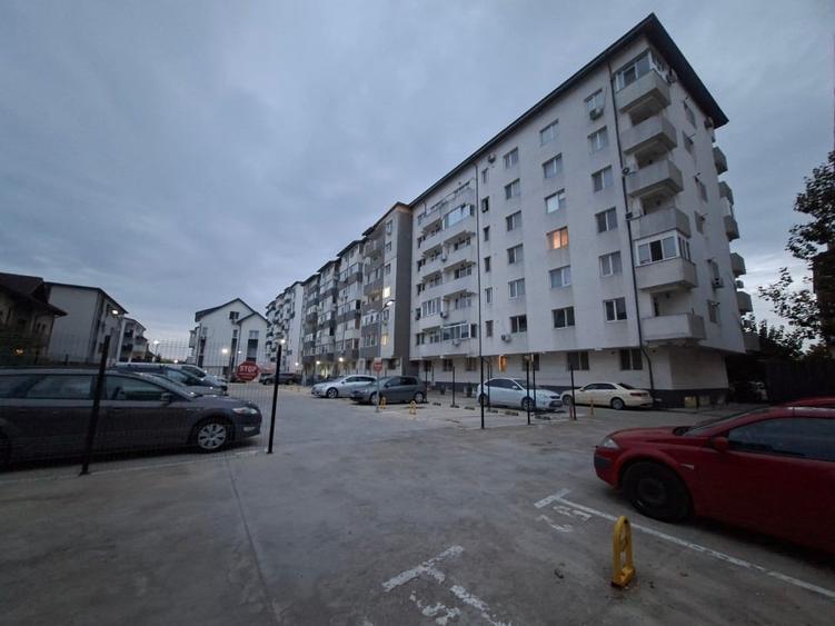 Apartament cu 2 camere decomandat, mobilat în Roșu