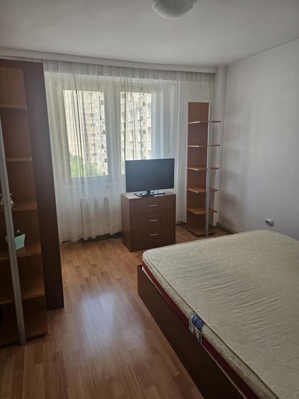 Inchiriez 2 camere zona Astra - 3