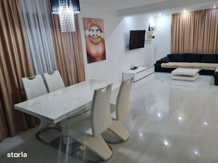 Casă cu 4 camere în Ghiroda