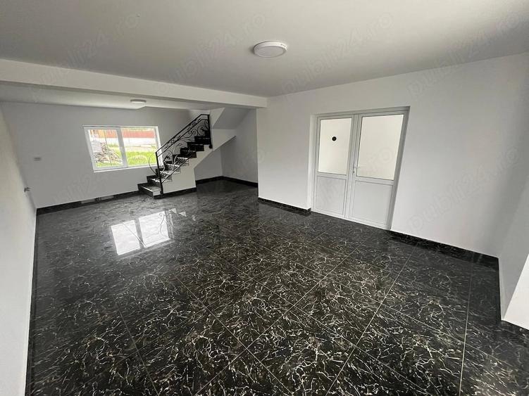 Casă cu 3 camere cu Teren 400 Mp în Ștefănești