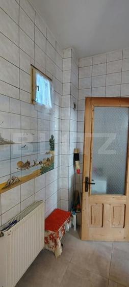 Casă individuală cu 4 camere cu Canalizare în Dâmbul Rotund