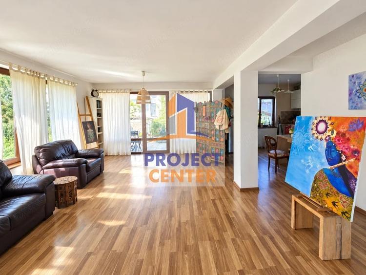 Casă cu 4 camere cu Teren 581 Mp în Golești (Ștefănești)