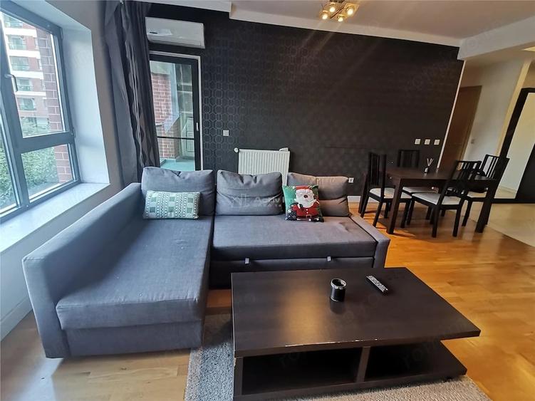 Apartament cu 2 camere semidecomandat în Tei
