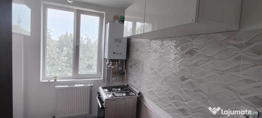 Apartament cu 2 camere decomandat în Ultracentral