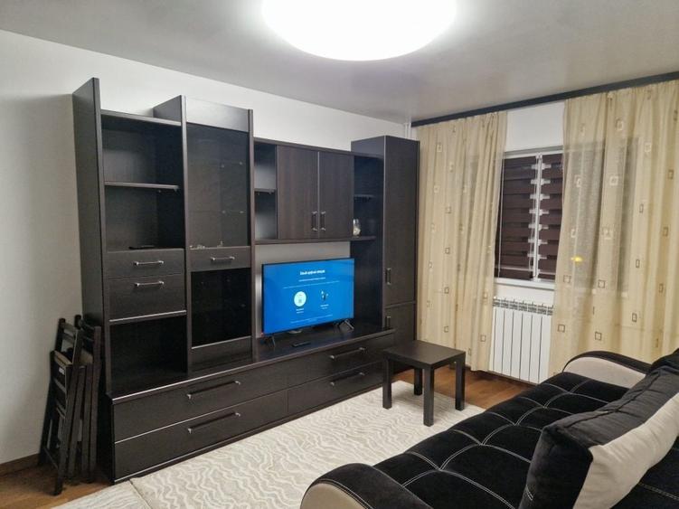 Garsonieră decomandată în 9 Mai