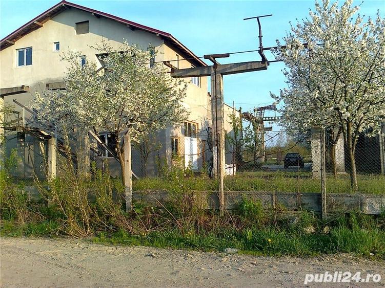 Spațiu comercial, de 2,500 mp, în Central