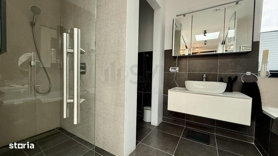 Apartament cu 4 camere în Pipera