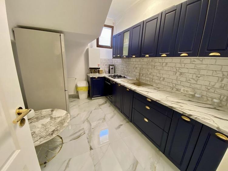 Apartament cu 2 camere decomandat în 16 Februarie