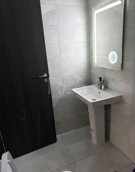 Apartament cu 3 camere decomandat, mobilat în Drumul Taberei