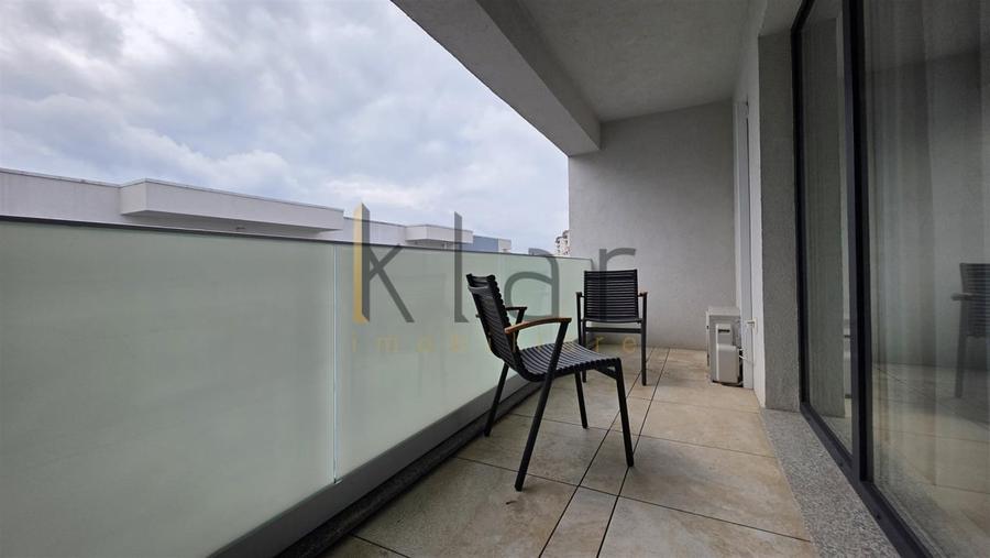 Apartament cu 2 camere semidecomandat, mobilat în Andrei Mureșanu