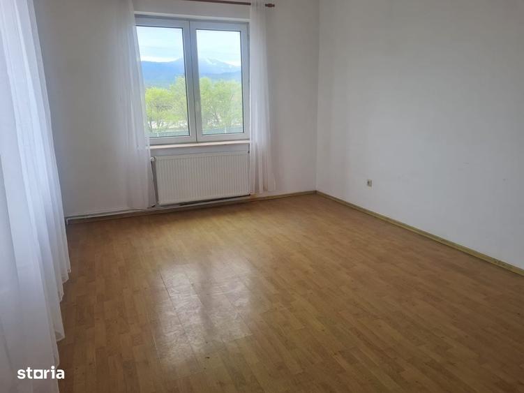 Spațiu comercial, de 110 mp, în Bartolomeu