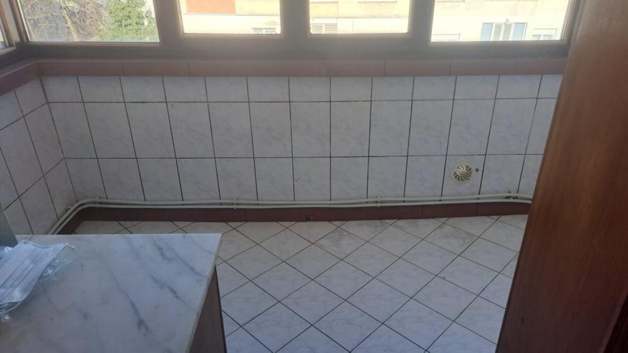 Apartament cu 3 camere decomandat în Gării