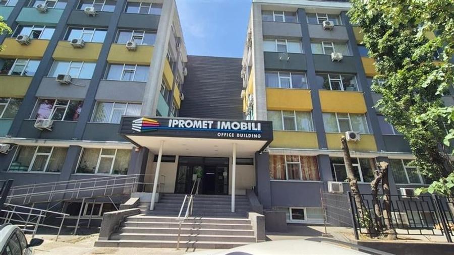 Birou, de 8,000 mp, în Crângași