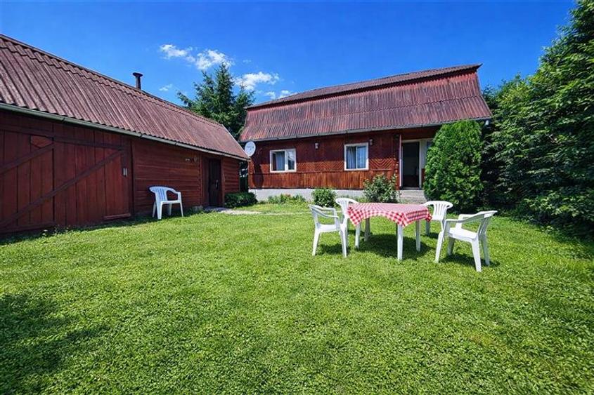 Casă individuală cu 3 camere cu Teren 1360 Mp în Lunca Bradului