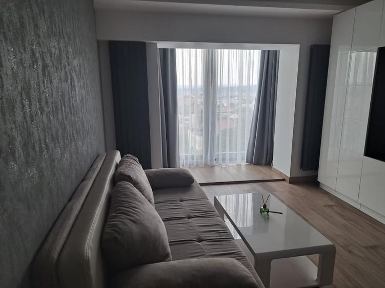 Apartament cu 2 camere decomandat, mobilat în Podul de Fier