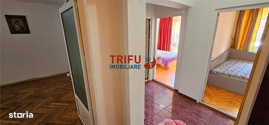 Apartament cu 3 camere decomandat în Tolstoi