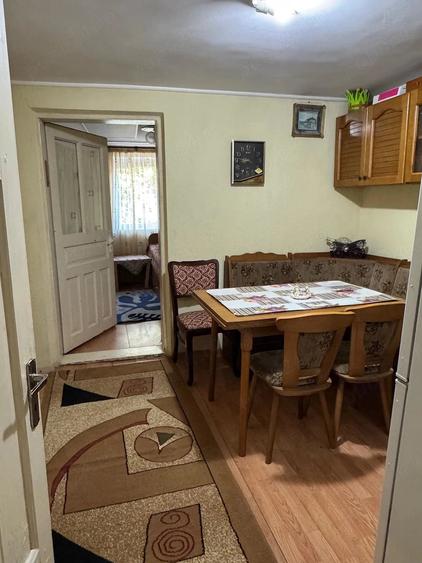 Casă cu Teren 1400 Mp în Ștorobăneasa