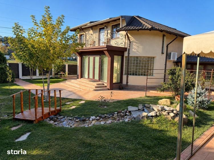 Casă cu 4 camere în Vulturi