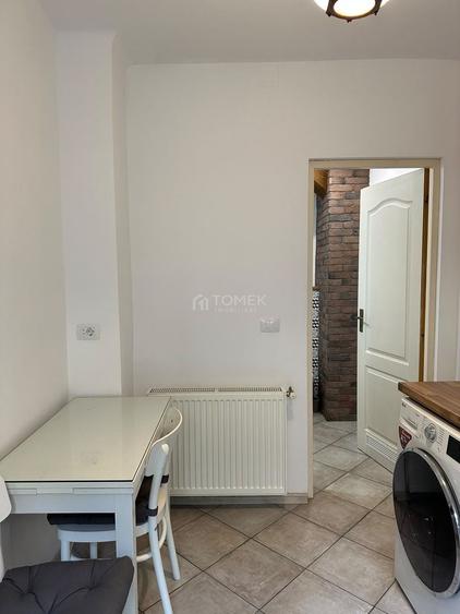Apartament cu 2 camere semidecomandat în Centrul Istoric