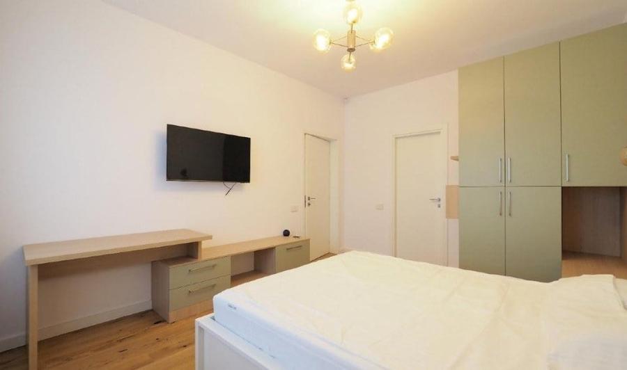 Apartament cu 4 camere în Nordului